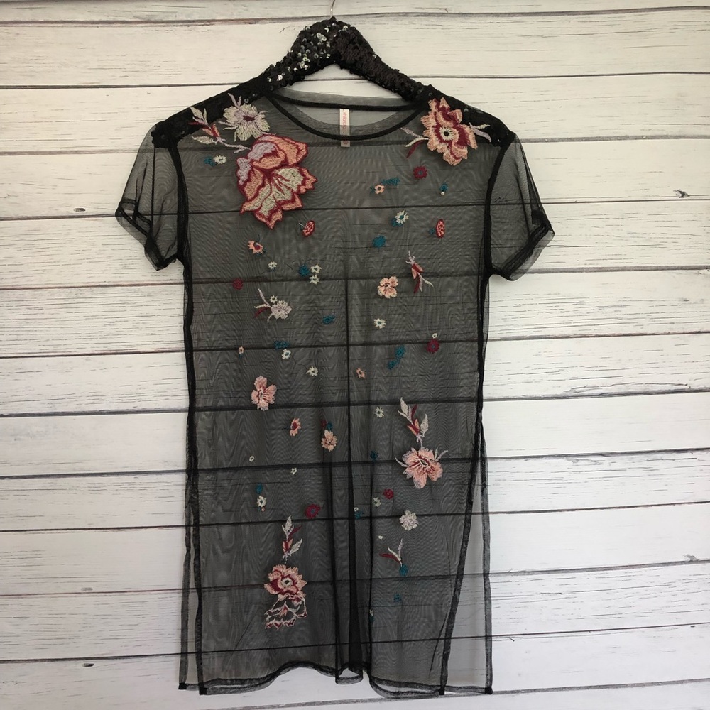 Xhilaration mesh top